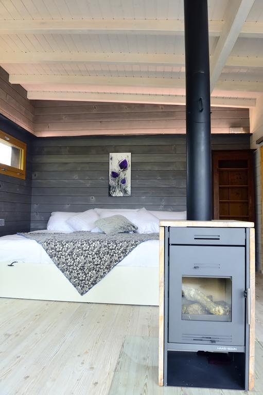 Cabane Dans Les Arbres / Swin-Golf De Cremin Habitación foto